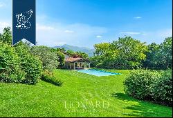 Charming estate surrounded by a breathtaking context in the Franciacorta area