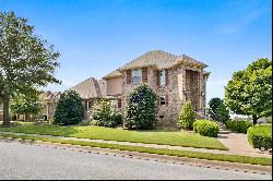 6700 W. Turnberry Ct.,  Rogers, AR 72758