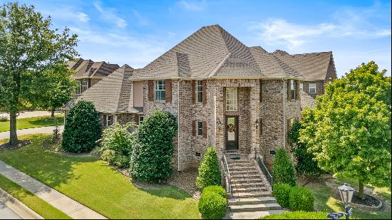 6700 W. Turnberry Ct.,  Rogers, AR 72758