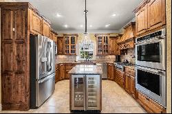 6700 W. Turnberry Ct.,  Rogers, AR 72758