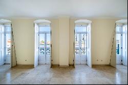 Triplex, 5 bedrooms, for Rent