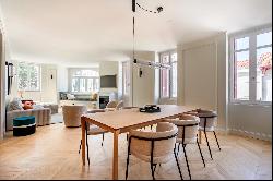 BIARRITZ, SAINT-CHARLES, BEAUTIFUL APARTMENT FULLY RENOVATED OF 169 sqm