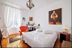 BIARRITZ, HEART OF TOWN, 150 SQM APARTMENT/HOUSE WITH PATIO