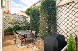 BIARRITZ, HEART OF TOWN, 150 SQM APARTMENT/HOUSE WITH PATIO