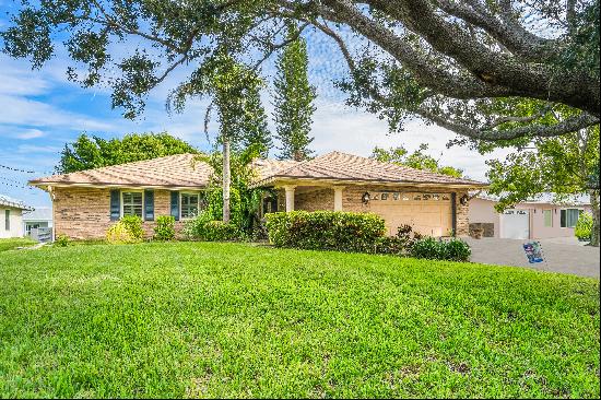 380 Riggs Avenue, Melbourne Beach, FL 32951