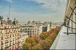 Paris 8th District - A magnificent 2-bed apartment