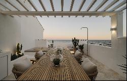 Exclusive luxury penthouse with panoramic terrace and unparalleled views of the Mediterra