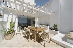 Exclusive luxury penthouse with panoramic terrace and unparalleled views of the Mediterra