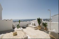 Exclusive luxury penthouse with panoramic terrace and unparalleled views of the Mediterra