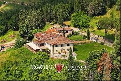 MANORIAL VILLA WITH VINEYARDS FOR SALE IN CHIANTI RUFINA, TUSCANY