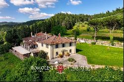 MANORIAL VILLA WITH VINEYARDS FOR SALE IN CHIANTI RUFINA, TUSCANY