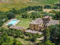 Tuscan Leopoldina villa in Montefollonico