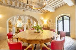 Exclusive historical complex in Val d'Orcia