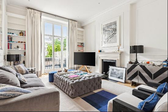 Three bedroom period apartment with roof terrace in Onslow Gardens, SW7