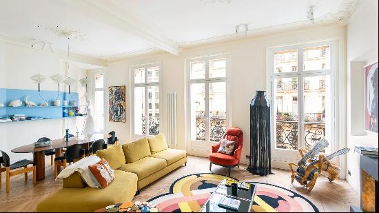 Apartment for sale in Paris, France