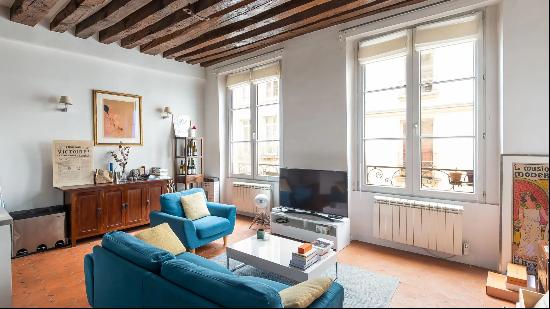 Apartment for sale in Paris, France