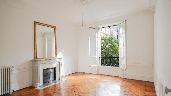 Apartment for sale in Paris, France