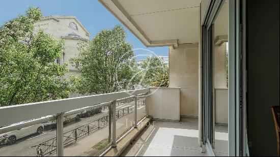 Apartment for sale in Paris, France