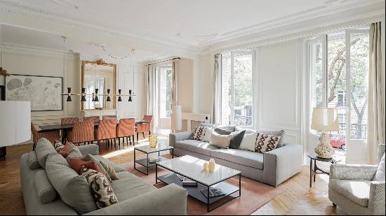 Apartment for sale in Paris, France