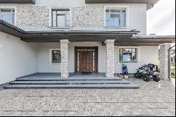 Beautiful residence in Riga region, Marupe, close to the Airport