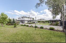 Beautiful residence in Riga region, Marupe, close to the Airport