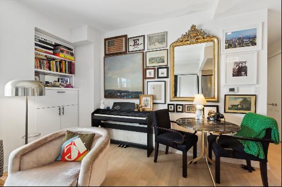 This   east-facing two-bedroom penthouse at the Aurum in Harlem offers luxury living