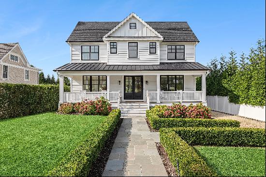 Meticulously crafted in 2021, this Westhampton Beach residence epitomizes luxury living in