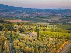 Exclusive Stone Estate in Montalcino with Panoramic Terrace, Pool, and Brunello Vineyard