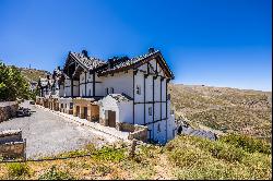 Townhouse with panoramic views