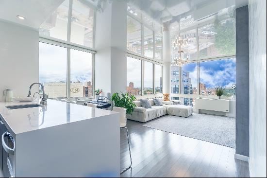 LUXURIOUS 3 BEDROOM CONDO WITH MANHATTAN SKYLINE VIEWS