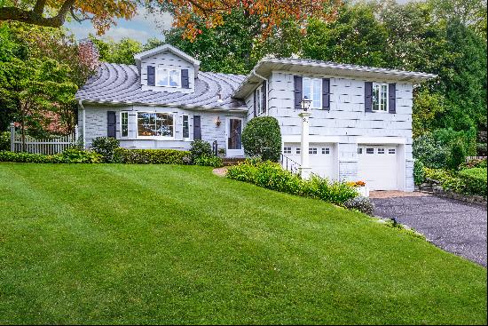 24 Hampton Court,Port Washington, NY, 11050