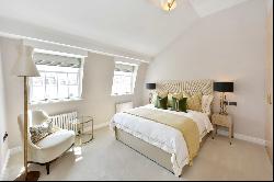 Exceptionally grand six bedroom townhouse in Notting Hill