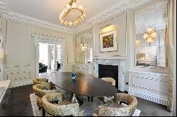 Exceptionally grand six bedroom townhouse in Notting Hill