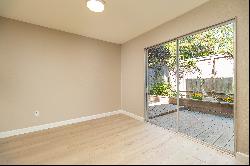 Move-In Ready Townhouse in Mill Valley