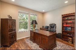 Meticulously Maintained Home in Highlands Ranch in Firelight Neighborhood