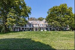 100 Briar Patch Road, East Hampton, NY 11937