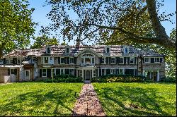 100 Briar Patch Road, East Hampton, NY 11937