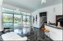 House in an exclusive condominium in Joatinga with stunning ocean views