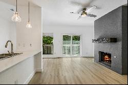 Renovated In Dry Creek - Central Austin Condo