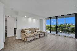 3640 Yacht Club Dr, #404, Aventura, FL