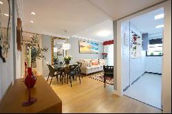 Renovated apartment with 2 en-suite bedrooms near Ipanema’s Posto 9