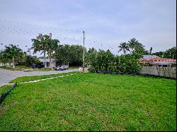 4931 NE 25th Ave, Lighthouse Point, FL