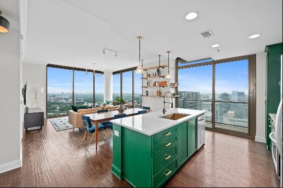 36th Floor Corner Unit Offers Unparalleled Luxury and Breathtaking Views