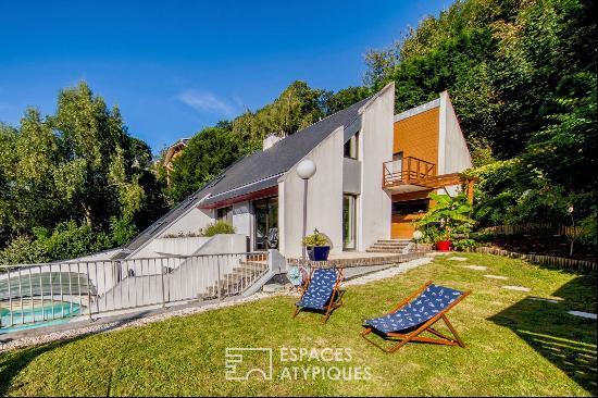 Astonishing architect's house in the town of Sainte Adresse