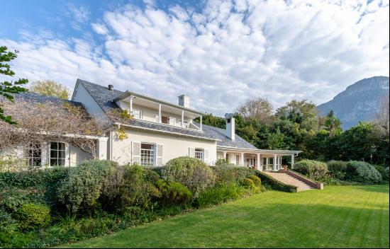 25 Norwich Drive, Bishopscourt, Cape Town, SOUTH AFRICA