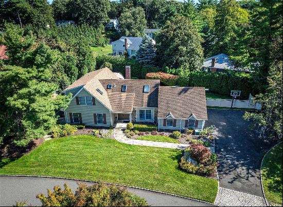 8 Jodi Court, Glen Cove, NY, 11542, USA