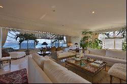 Spectacular apartment designed by Ana Maria Vieira Santos with ocean view