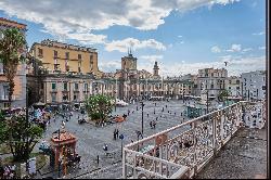 Ancient apartment in the heart of the historical center