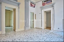 Residential property for Rental in Napoli (Italy)