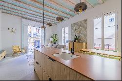 Beautiful refurbished apartment in the Gothic Quarter